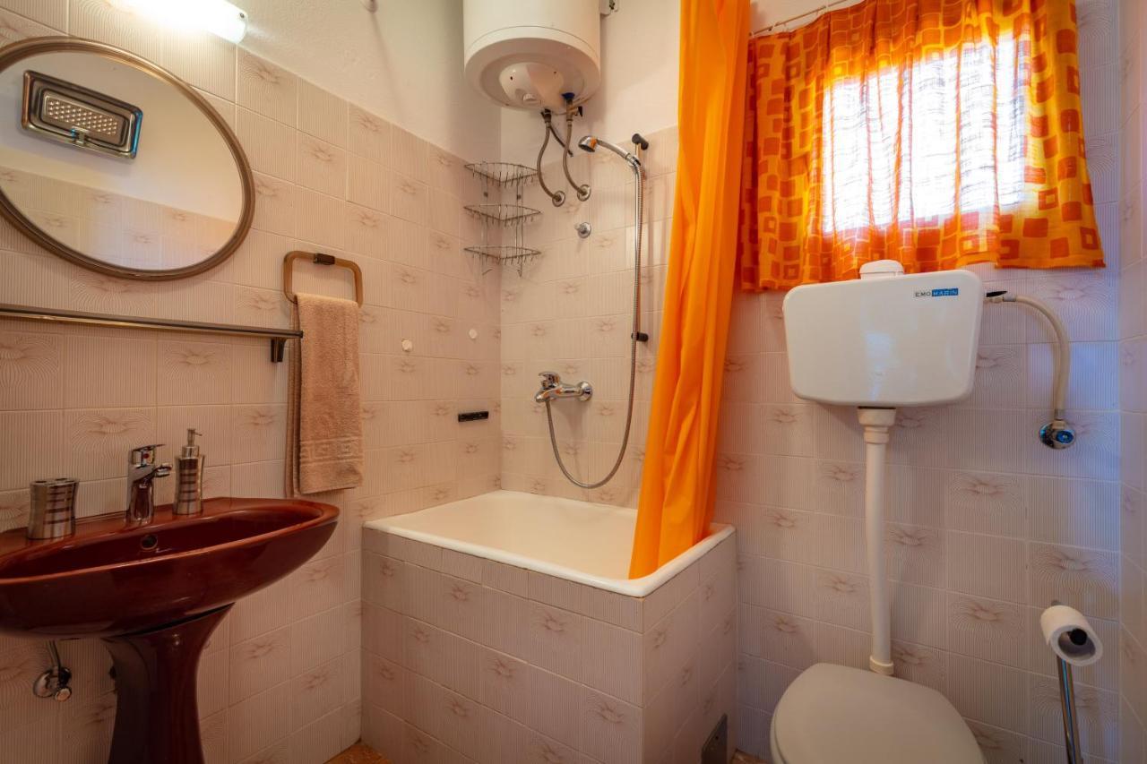 Holiday Home Barbara Trogir Exterior foto